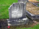 image of grave number 677906